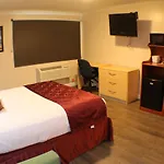 Center Lake Hotel